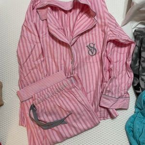 Victoria’s Secret pajama set